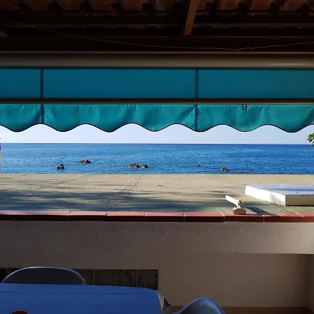 Ferienhaus La Scogliera Parghelia